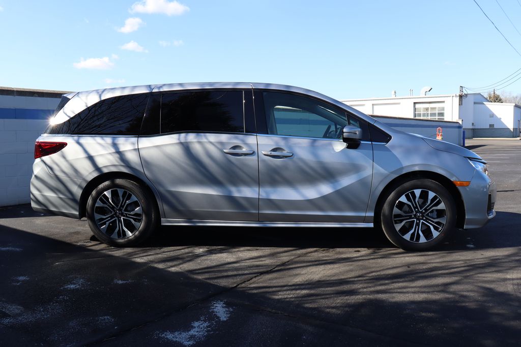 Thumbnail: 2026 Honda Odyssey - 6