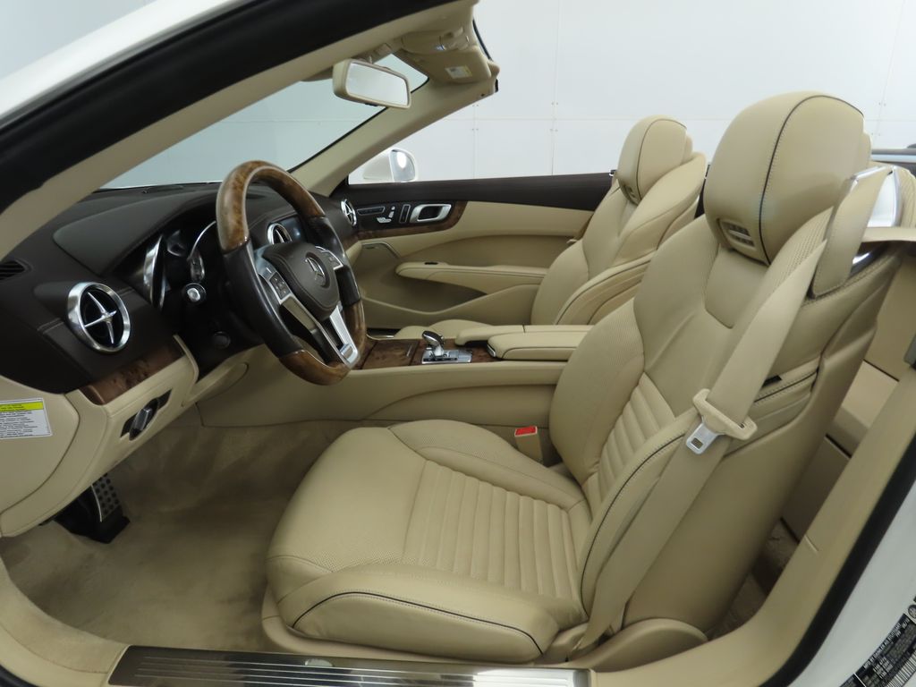 2013 Mercedes-Benz SL-Class SL 550 27