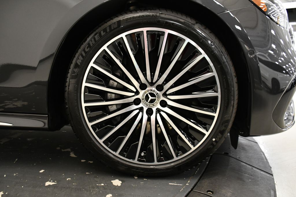 2025 Mercedes-Benz E-Class E 450 16