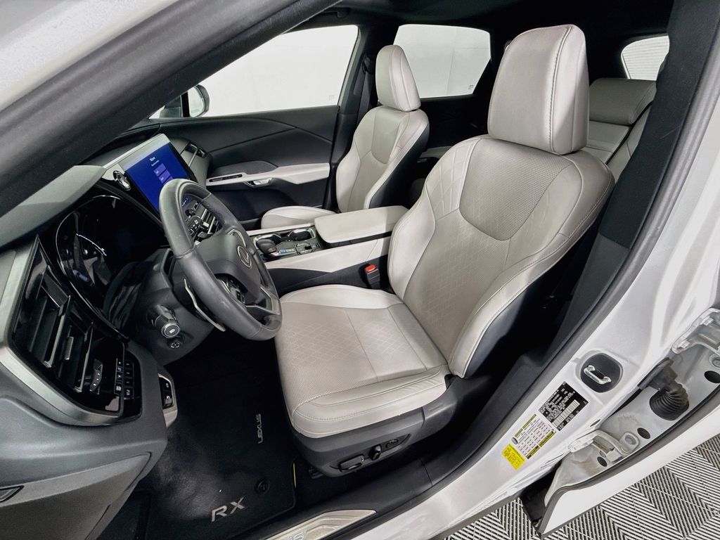 Thumbnail: 2024 Lexus RX - 22