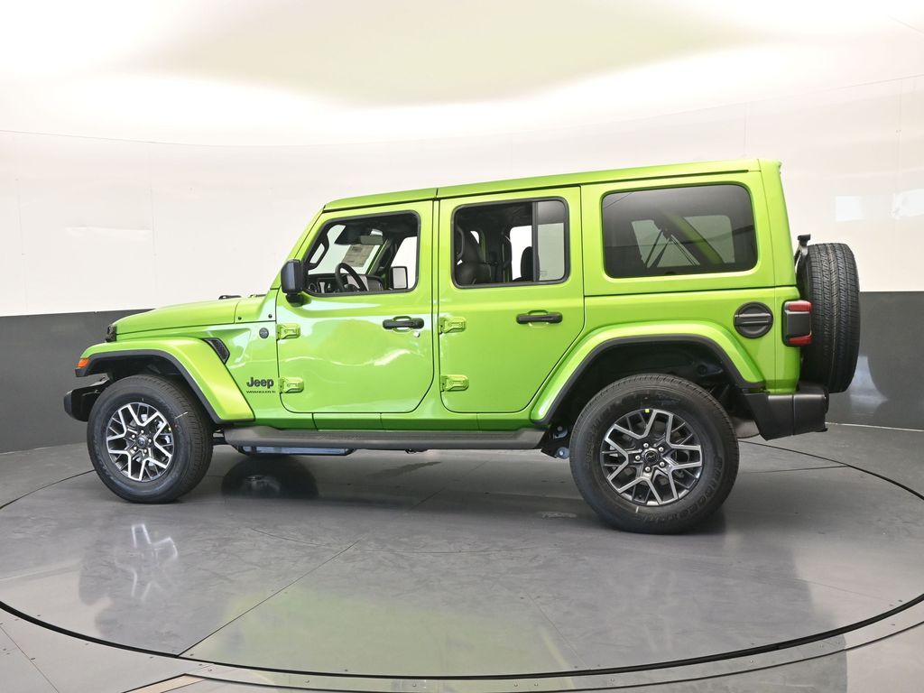 New 2026 Mojito Clearcoat Jeep Sahara image 3