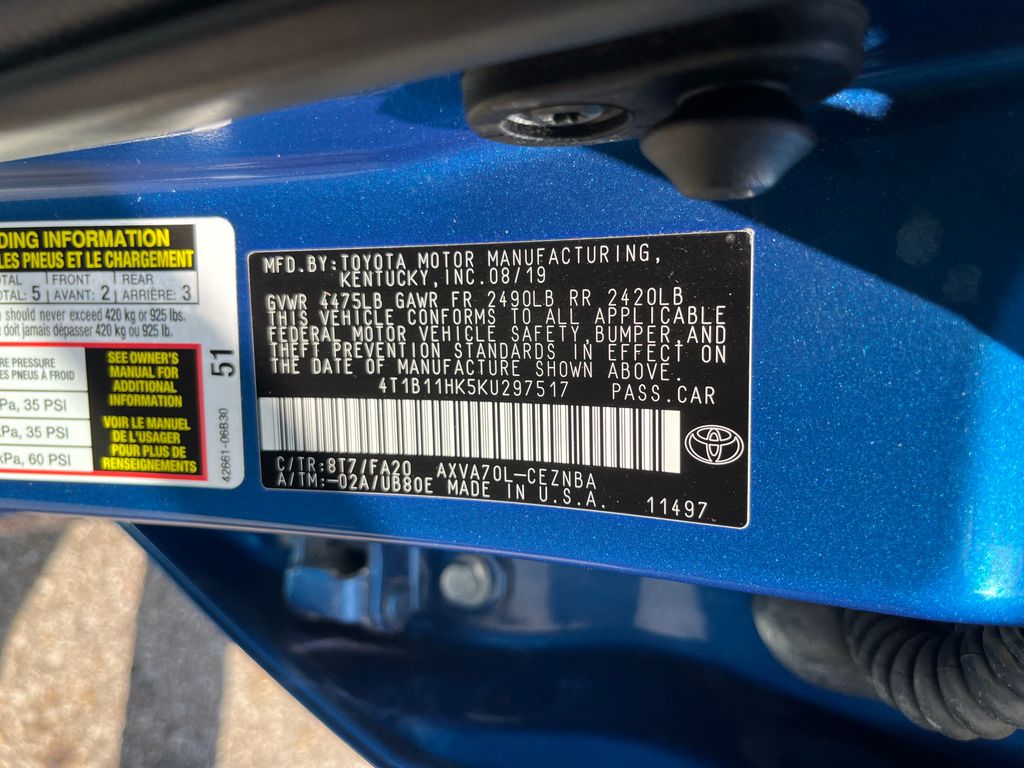 2019 Toyota Camry LE photo
