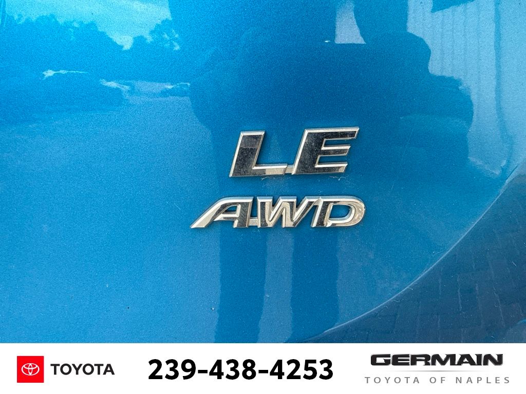 Used 2018 Blue Toyota LE image 8