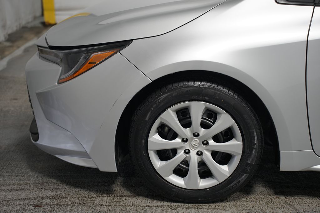 2024 Toyota Corolla LE 5