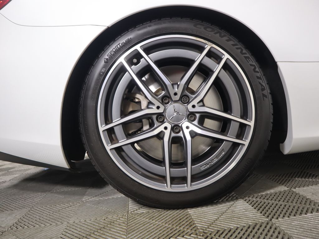 Thumbnail: 2022 Mercedes-Benz E-Class - 31