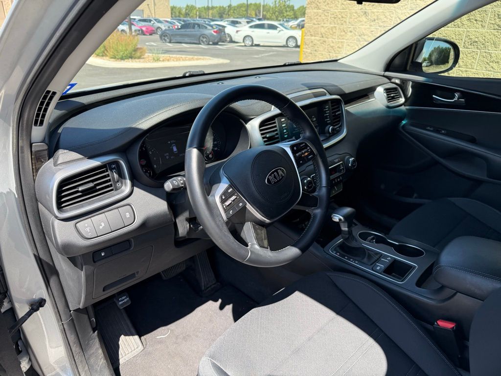 Thumbnail: 2020 Kia Sorento - 7