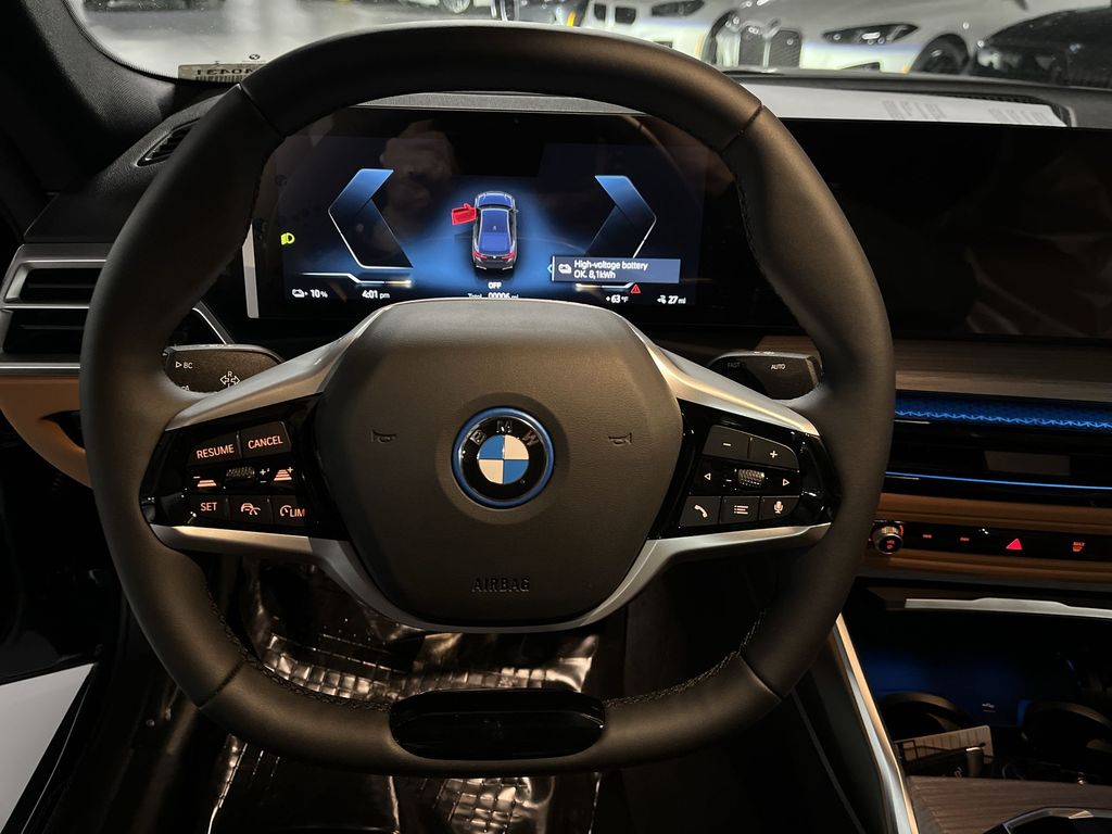 2025 BMW i4 xDrive40 14