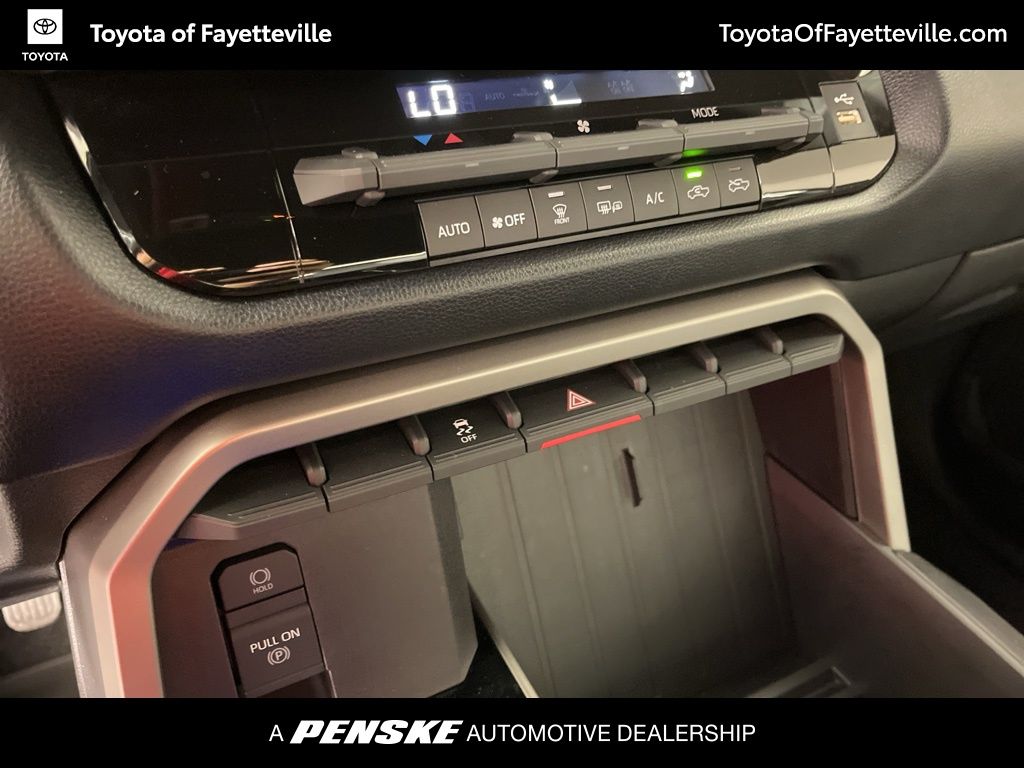 Thumbnail: 2025 Toyota Tundra - 30