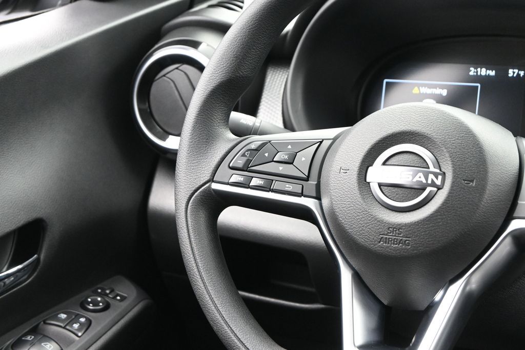 2024 Nissan Kicks SV Xtronic CVT