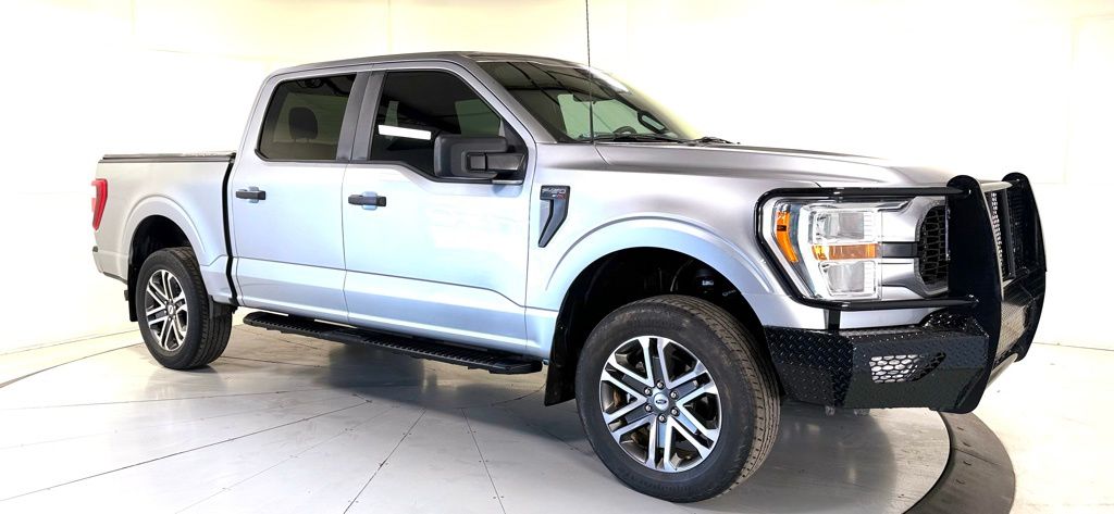 2022 Ford F-150 XL 4x4 SuperCrew 5-1/2 Box's photo