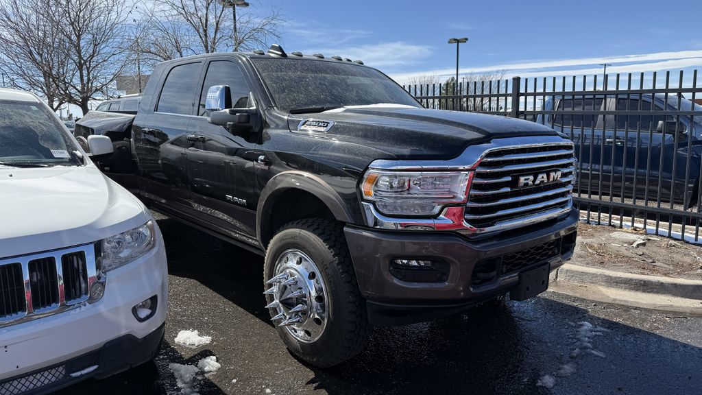 2024 RAM 3500 Limited Longhorn Mega Cab DRW 4WD