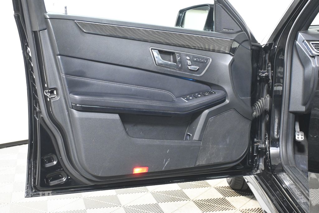 2016 Mercedes-Benz E-Class E 350 29