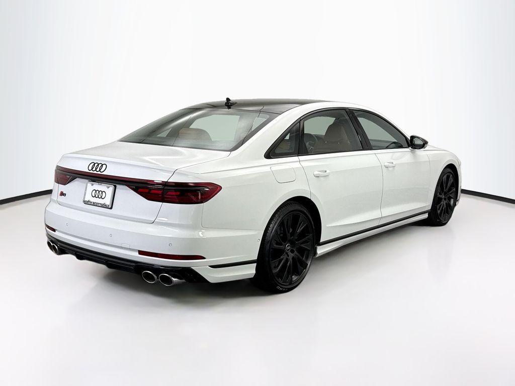 Thumbnail: 2025 Audi S8 - 5