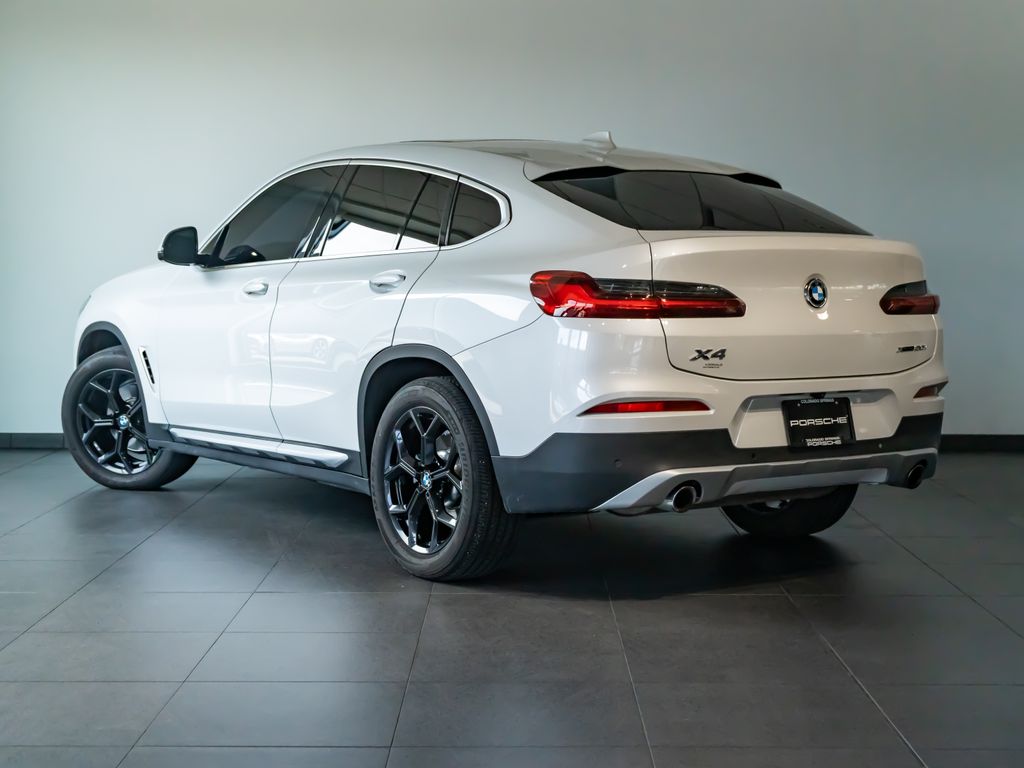 Used 2021 White BMW xDrive30i image 3