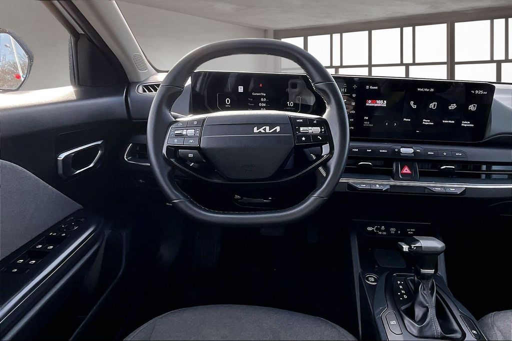 Used 2025 White Kia EX image 6