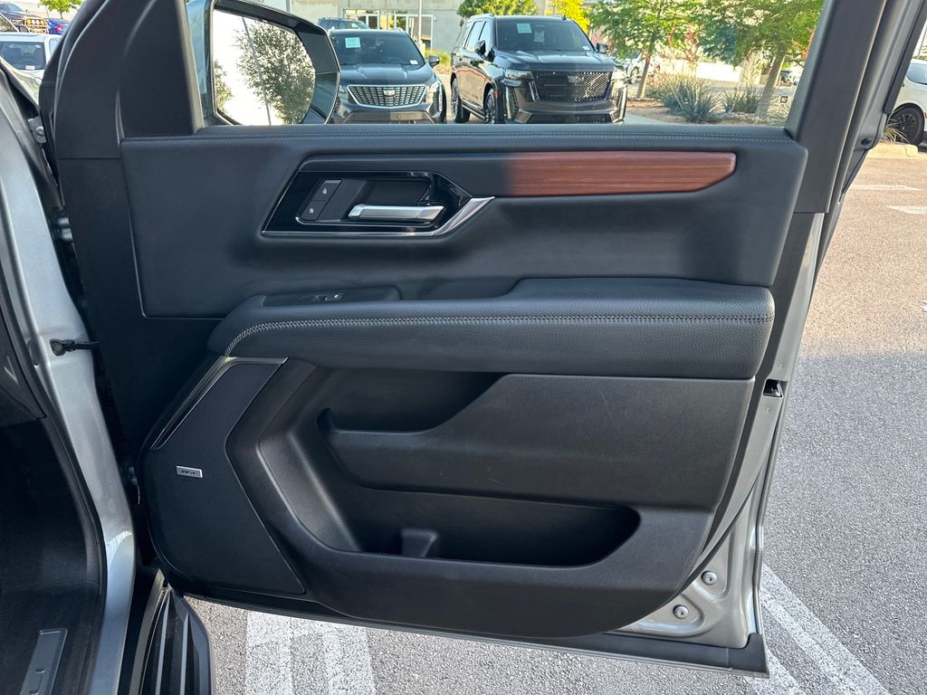 Used Car 2025 Gmc Yukon Xl  Denali For Sale Under $70,000 In Austin, Texas