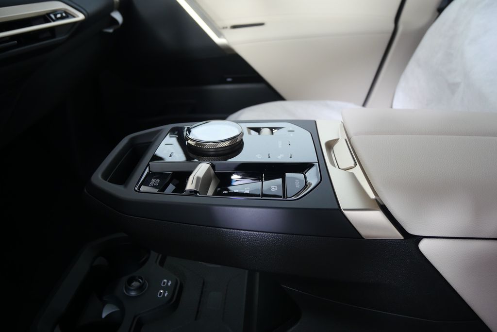 2026 BMW iX  21