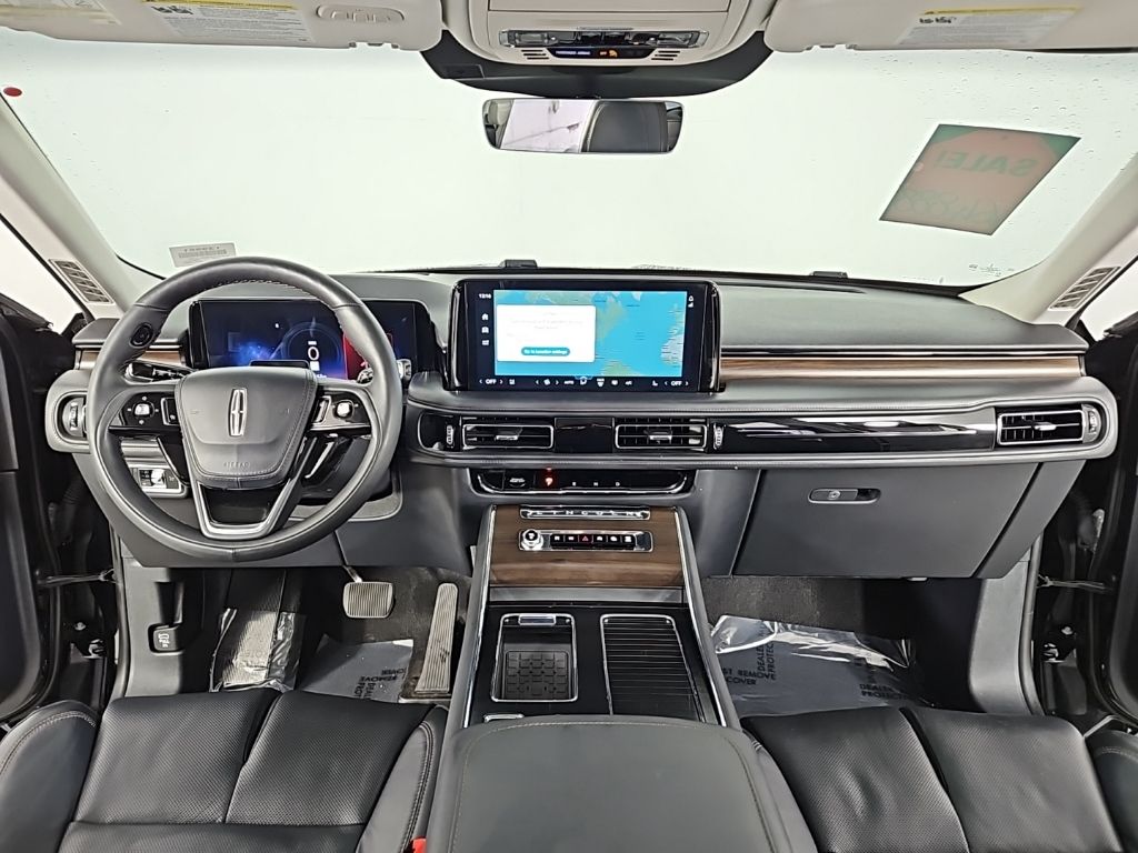 Thumbnail: 2025 Lincoln Aviator - 24