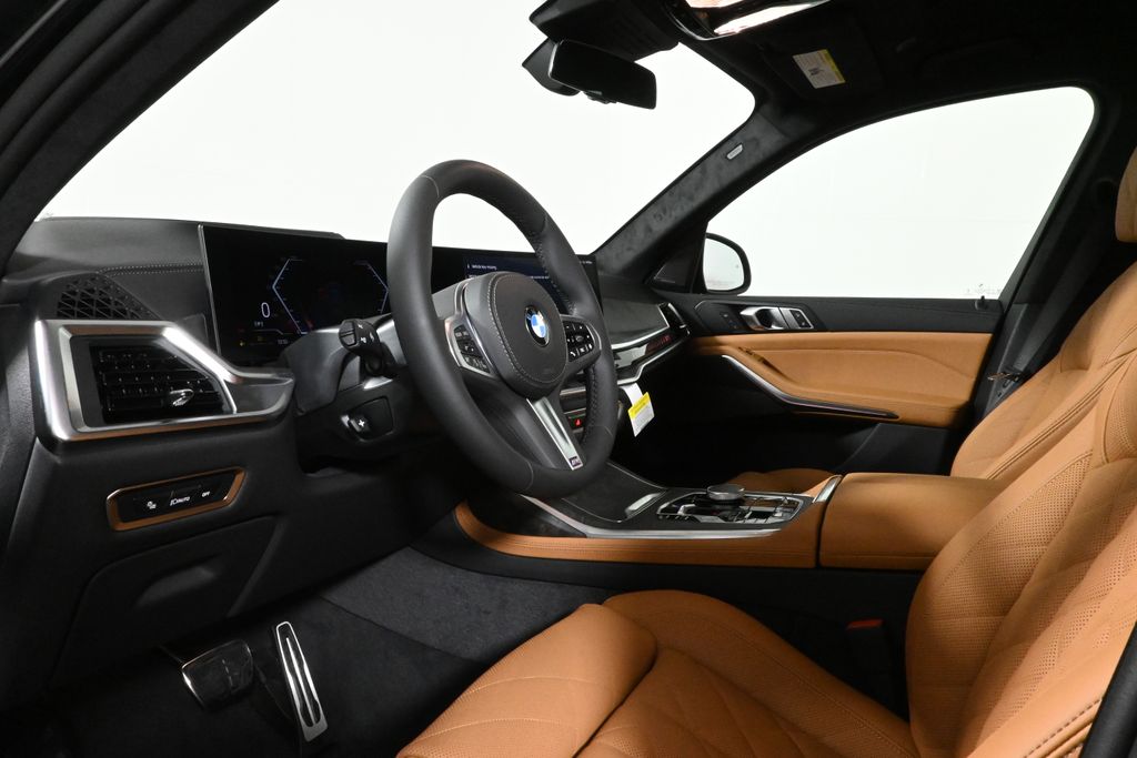 Thumbnail: 2026 BMW X7 - 15