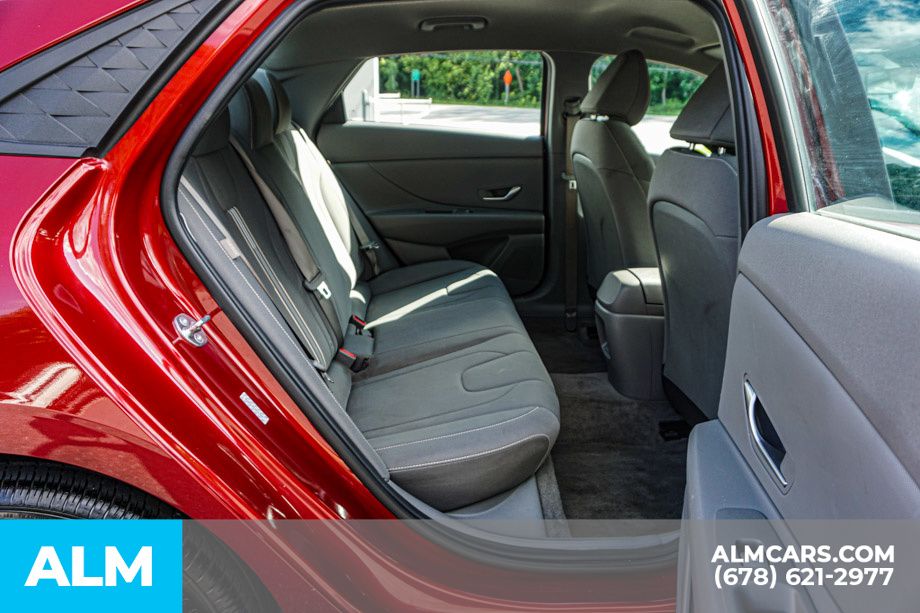 Used 2024 Red Hyundai SEL image 21