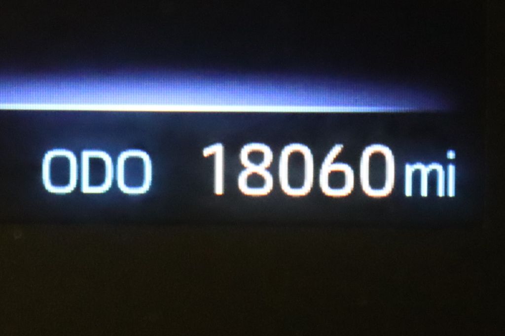 Thumbnail: 2023 Toyota Corolla - 25