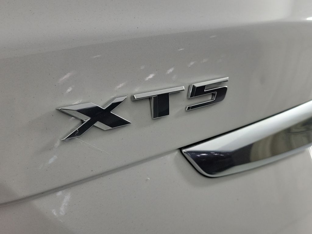 2020 Cadillac XT5 Premium Luxury White at Tom Peacock Cadillac