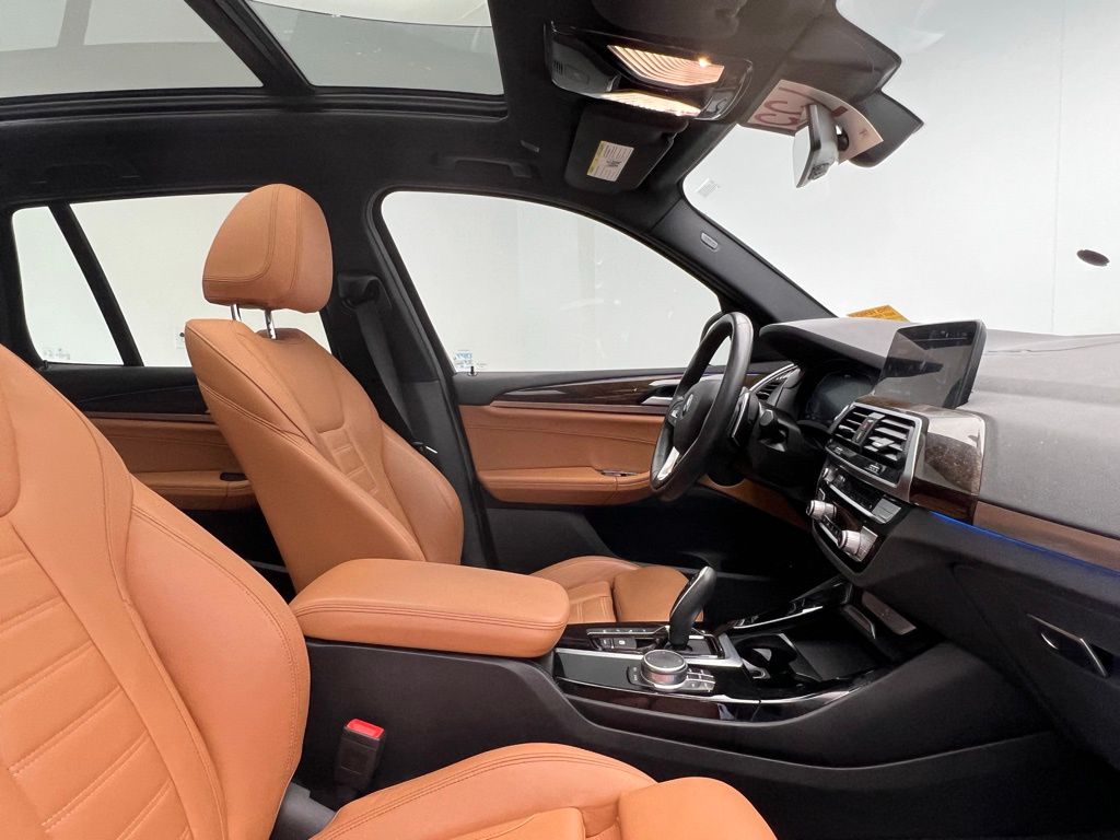 Thumbnail: 2021 BMW X3 - 6