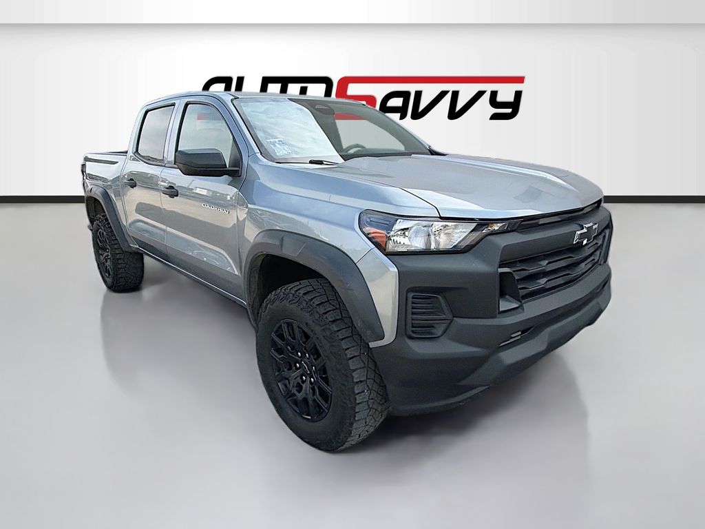 2024 Chevrolet Colorado 4WD Trail Boss Crew Cab Short Box's photo