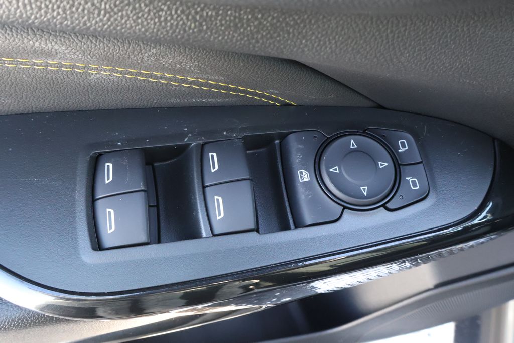 Thumbnail: 2026 Chevrolet Trax - 17