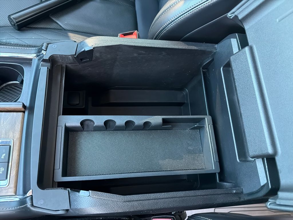 Used 2019 Ford Expedition Platinum 4D Sport Utility