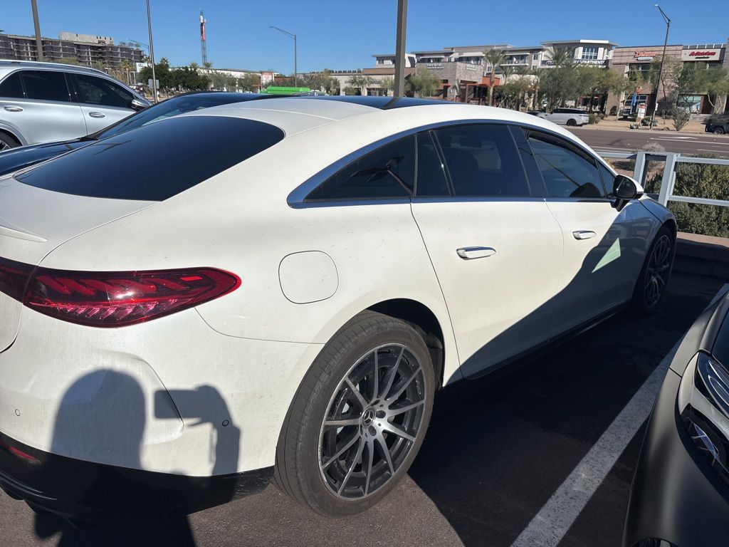 Thumbnail: 2022 Mercedes-Benz EQS - 6