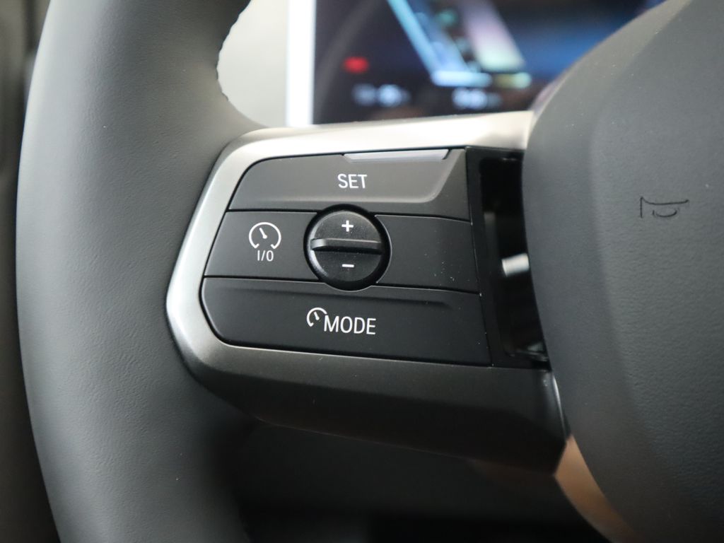 Thumbnail: 2026 BMW iX - 11