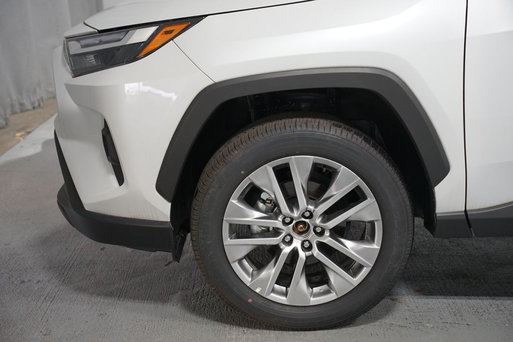 Thumbnail: 2024 Toyota RAV4 - 5