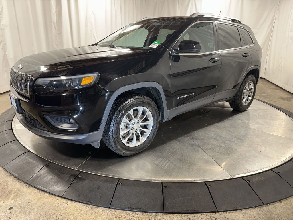 used 2019 Jeep Cherokee car, priced at $16,702