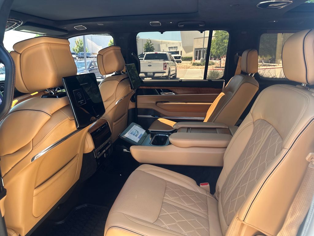 Used Car 2022 Jeep Grand Wagoneer  Series Iii For Sale Under $60,000 In Austin, Texas