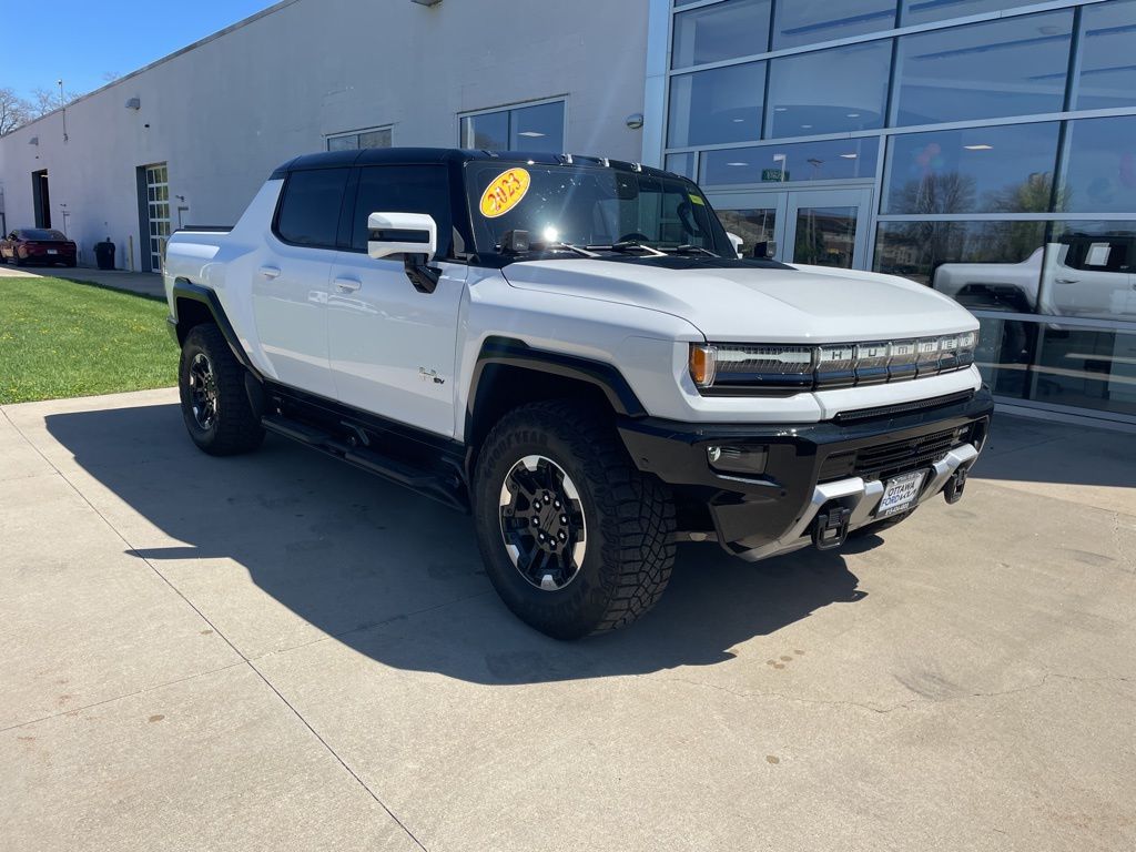 Interstellar White 2023 GMC Hummer EV Pickup 3X Crew Cab AWD Pickup Truck All-Wheel Drive 1-Speed Automatic