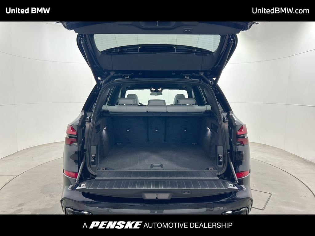 Thumbnail: 2026 BMW X5 - 22