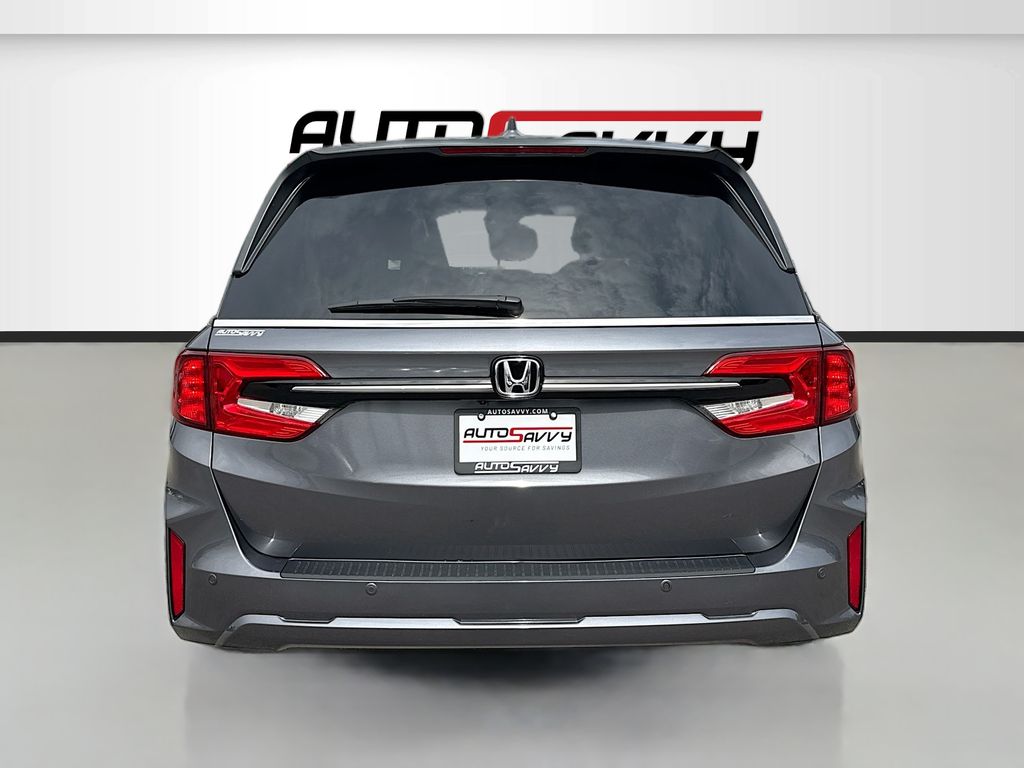2025 Honda Odyssey Touring Gray at Shottenkirk Kia Fort Bend
