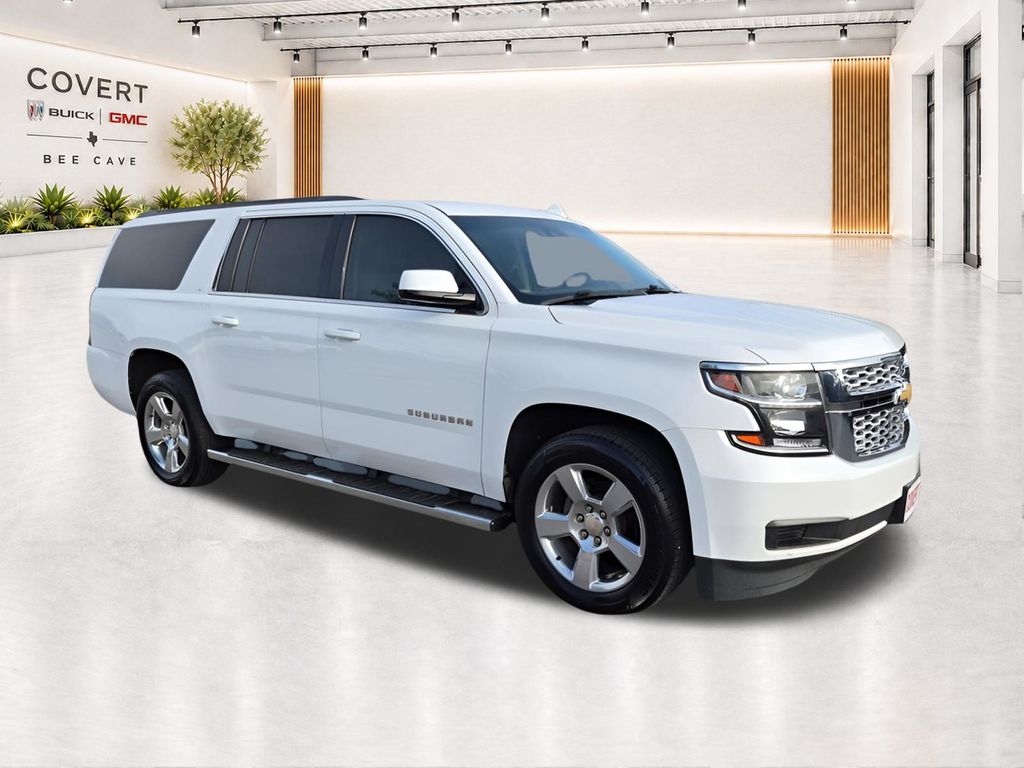 Summit White 2018 Chevrolet Suburban SUV / Crossover Four-Wheel Drive 6-Speed Automatic Overdrive