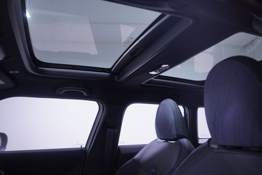 Thumbnail: 2026 MINI Cooper - 8