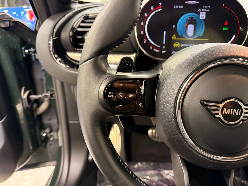 Thumbnail: 2023 MINI Cooper Clubman - 13