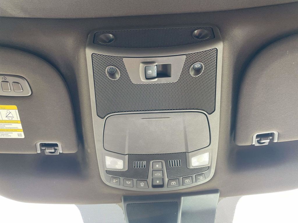 2022 Star White Metallic Tri-Coat Ford Super Duty F-250 SRW King Ranch 4X4 Truck