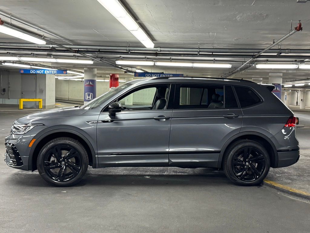 2024 Volkswagen Tiguan 2.0T SE R-Line Black 31