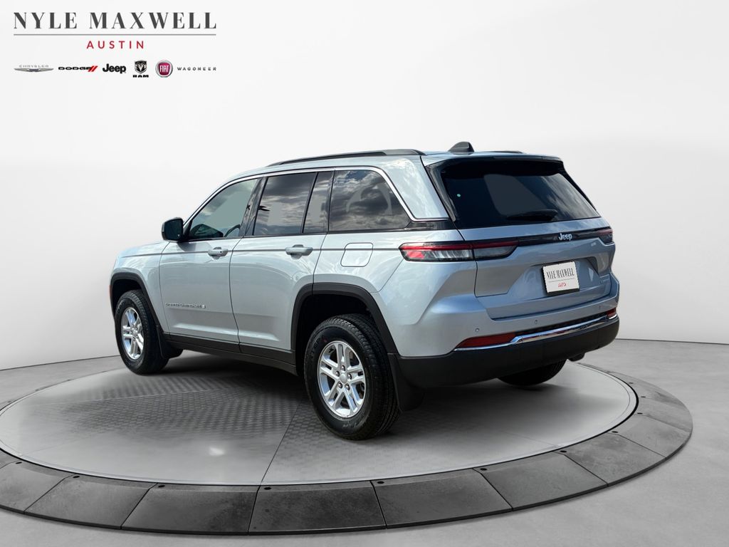 New Car 2025 Jeep Grand Cherokee  Laredo For Sale Under $35,000 In Austin, Texas