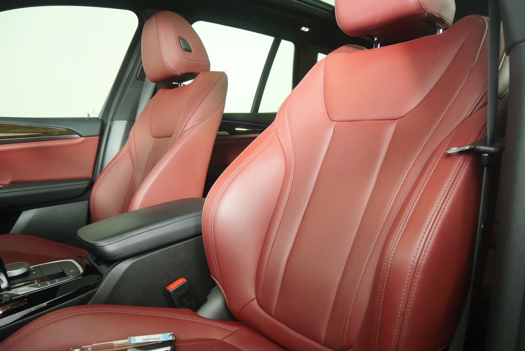 Thumbnail: 2023 BMW X3 - 10