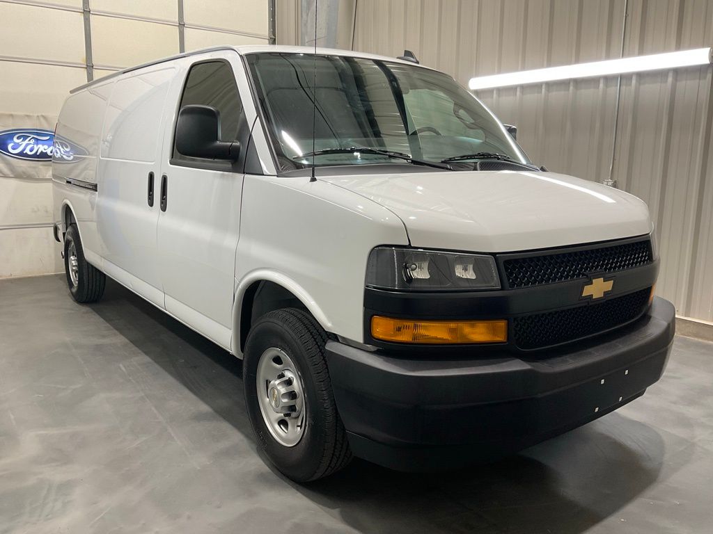 Summit White 2025 Chevrolet Express Cargo 2500 RWD Van Rear-Wheel Drive 8-Speed Automatic Overdrive