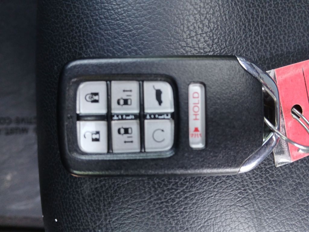 Used 2023  Honda Touring image 40