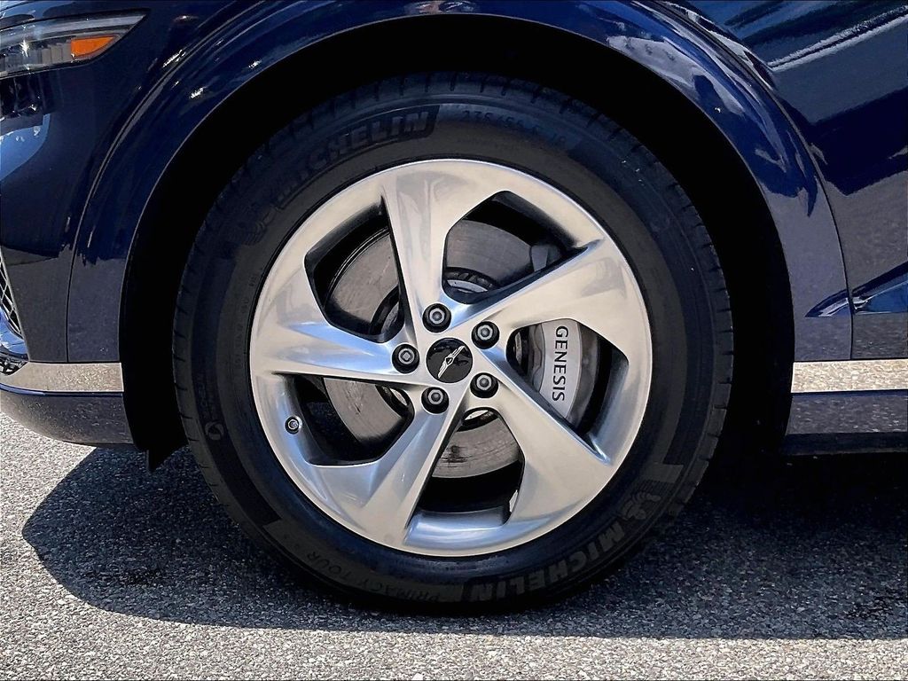 2026 Genesis GV70 — photo 7