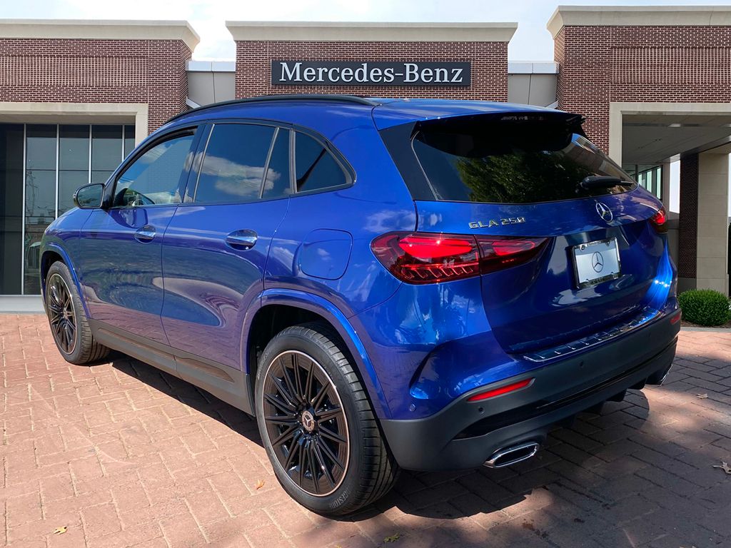 Thumbnail: 2025 Mercedes-Benz GLA - 6
