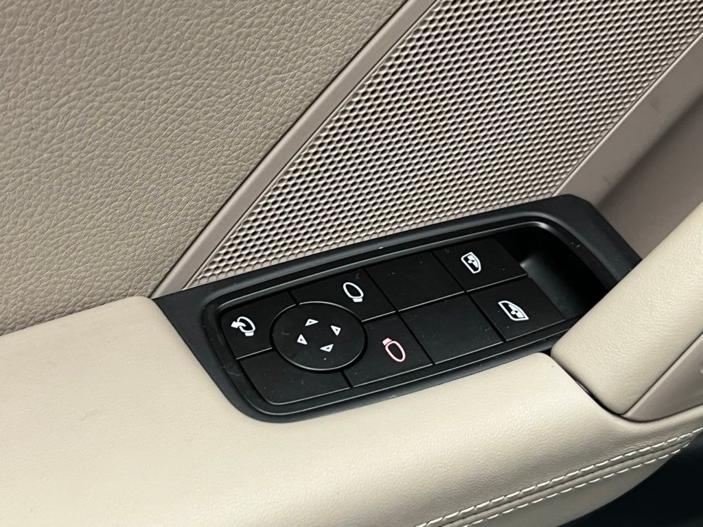 Thumbnail: 2025 Porsche 911 - 26